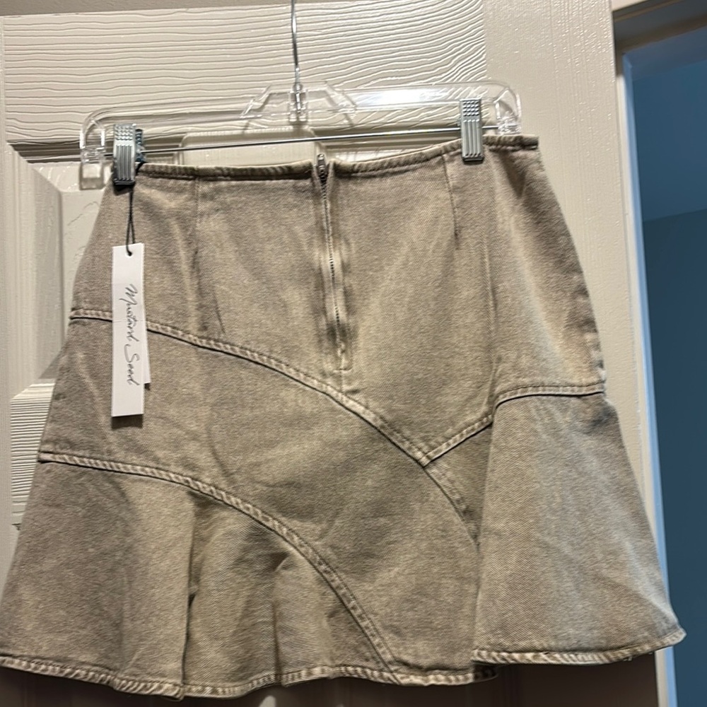Mustard Seed Beige Skater Skirt - Picture 2 of 5